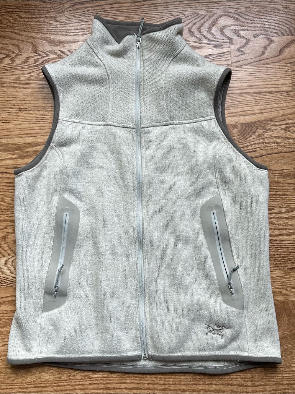 Arc’Teryx Women’s Vest Large (Never Worn)
